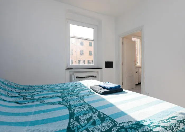 La Casa Di Marta In Canevari Apartamento *