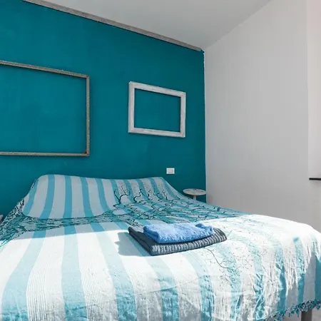 La Casa Di Marta In Canevari Apartment Genua